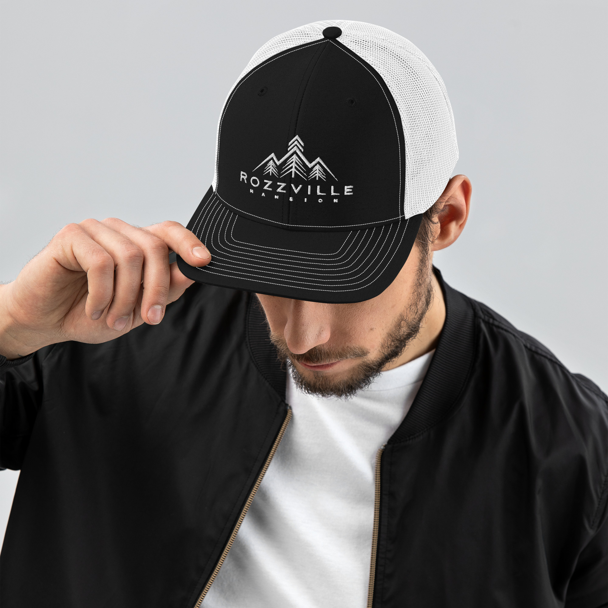 Trucker Cap white logo center - Image 2